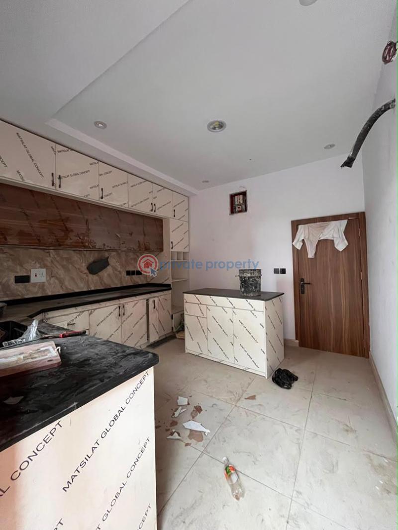 4 bedroom Semi detached Duplex For Sale Magodo GRA Phase 1 Ojodu Lagos - 2
