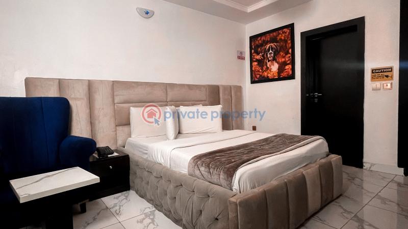 Room or Boys Quarter Short let 39 Kusenla Road,ikate Elegushi,lekki Lekki Phase 1 Lagos - 5