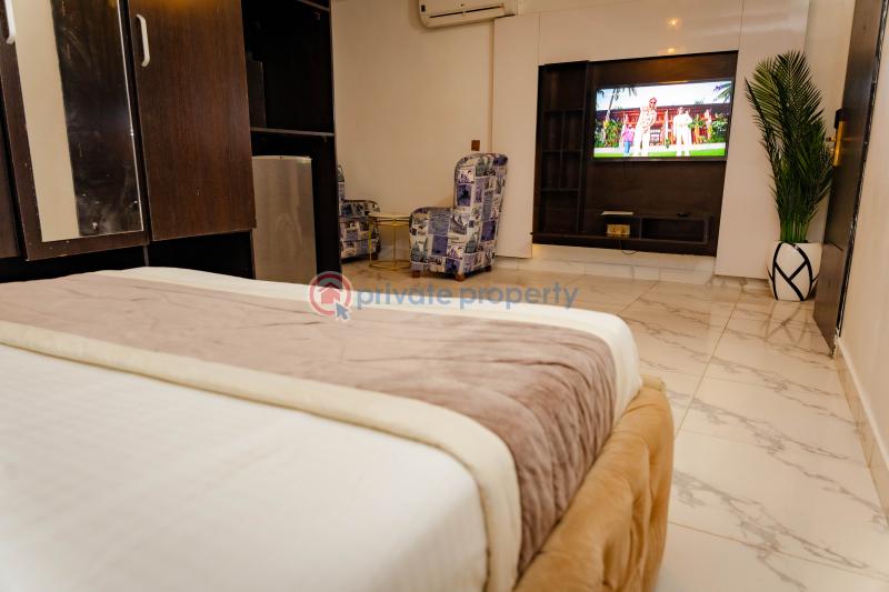 Room or Boys Quarter Short let 39 Kusenla Road,ikate Elegushi,lekki Lekki Phase 1 Lagos - 0