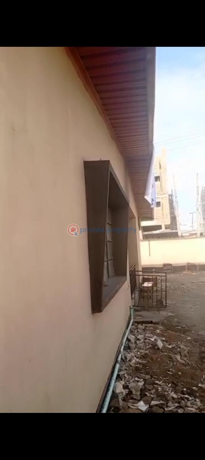Demolisable bungalow for sale - 1 Bungalow For Sale Ikeja Lagos - 1