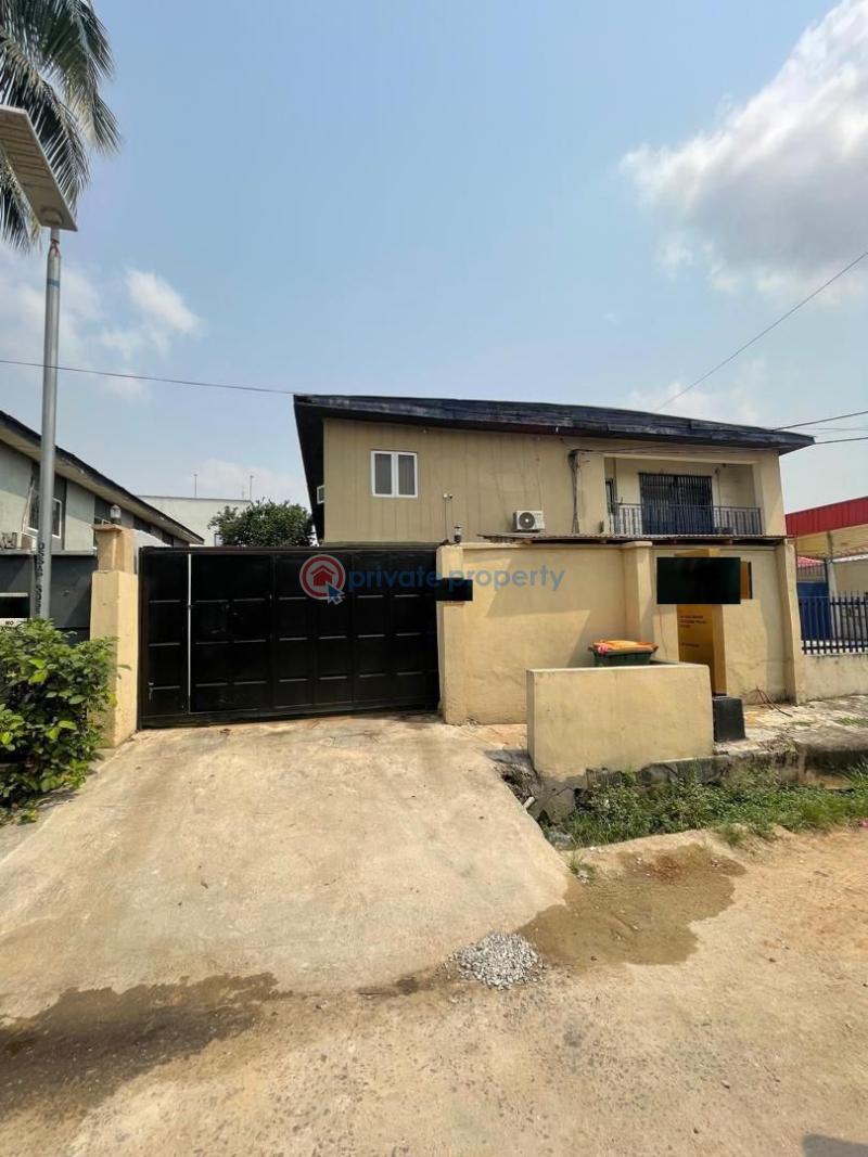 3 bedroom Semi detached Bungalow For Sale Gbagada Lagos - 1