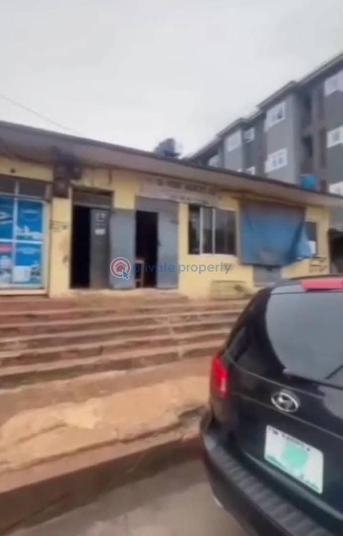 10 bedroom Bungalow For Sale College Road New Layout Enugu Area  - 1