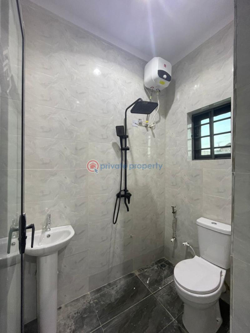 3 bedroom Detached Bungalow For Sale Akala Estate Akobo Ibadan Oyo - 17