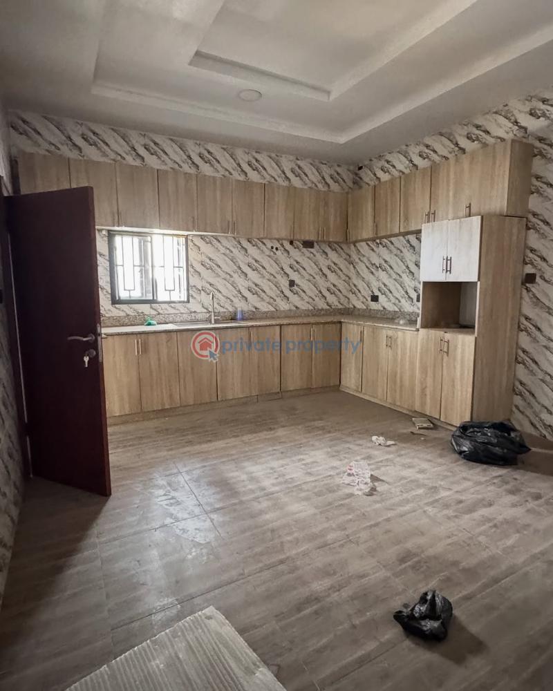 4 bedroom Terraced Duplex For Rent Wuye Districts Wuye Abuja Phase 2  - 12