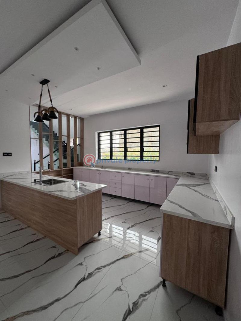 House For Sale Engr Lere Adigun Gra, Bashorun, Ibadan Ibadan Oyo - 1