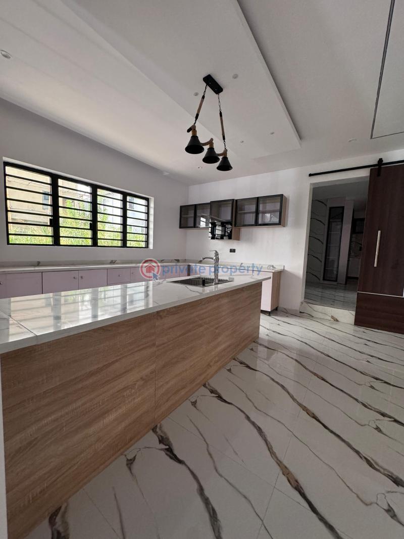 5 bedroom Duplex For Sale Engr Lere Adigun Gra, Bashorun, Ibadan Basorun Ibadan Oyo - 1