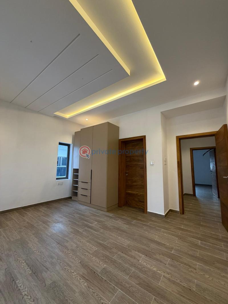 5 bedroom Detached Duplex For Sale Kolapo Ishola Gra Akobo Ibadan Oyo - 16