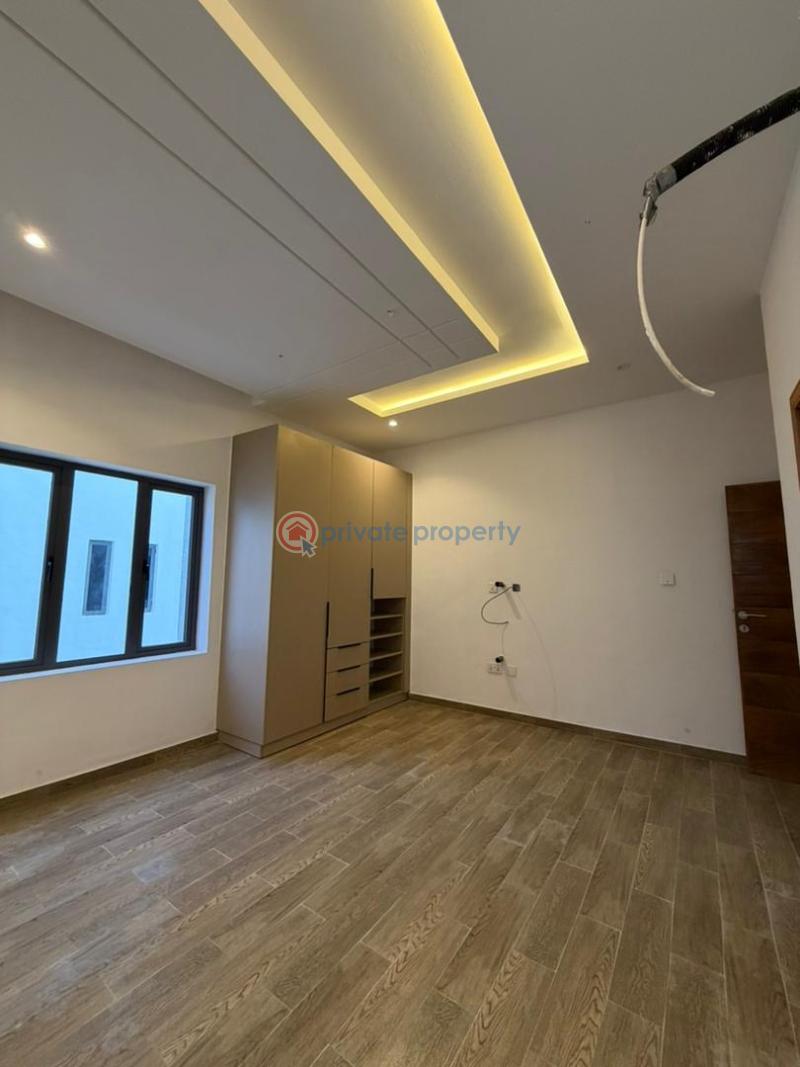 5 bedroom Detached Duplex For Sale Kolapo Ishola Gra Akobo Ibadan Oyo - 17