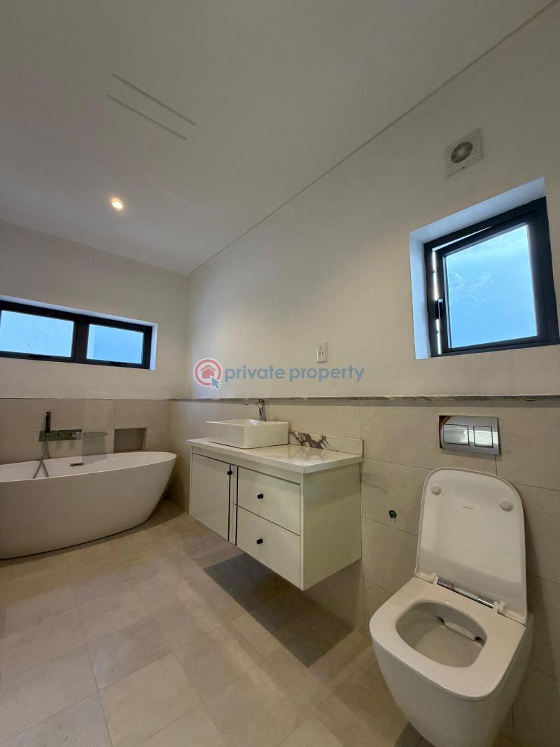 5 bedroom Detached Duplex For Sale Kolapo Ishola Gra Akobo Ibadan Oyo - 12