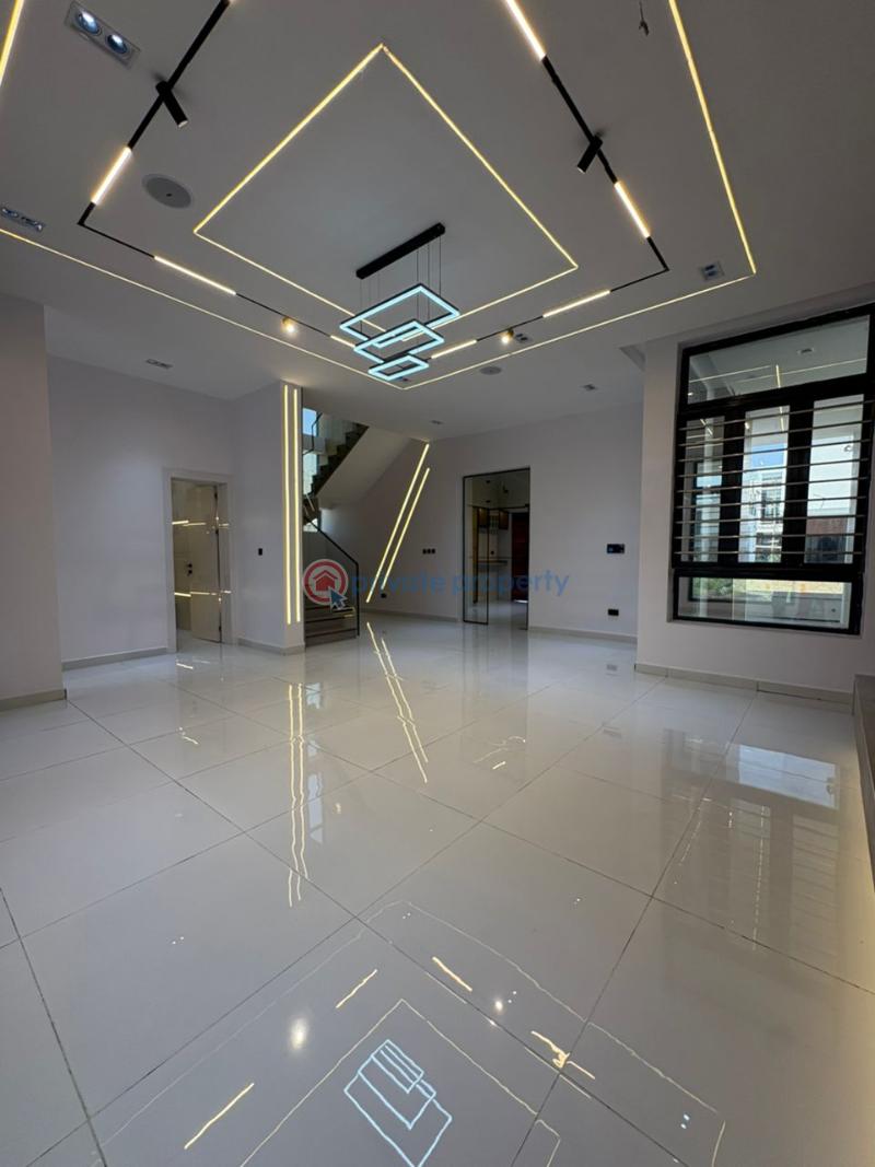 5 bedroom Detached Duplex For Sale 2nd Toll Gate Lekki Expressway Lagos - 2