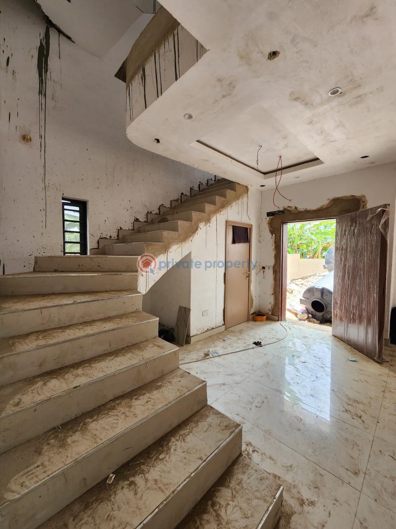 4 bedroom Semi detached Duplex For Sale Surulere Lagos - 3