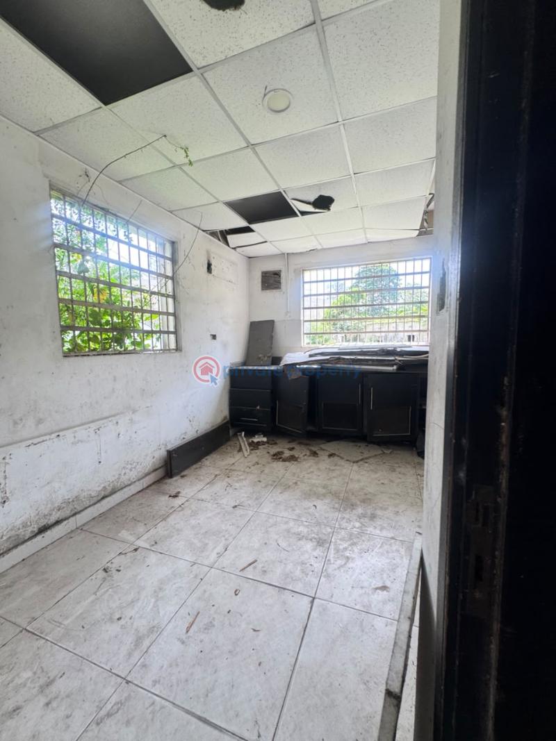 5 bedroom Commercial Property For Rent Ikoyi Lagos - 10
