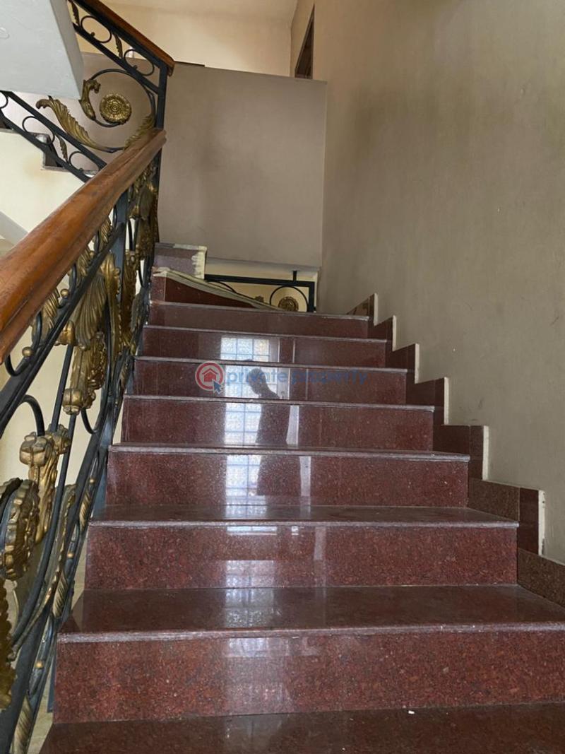 House For Rent Lekki Phase 1 Lagos - 8