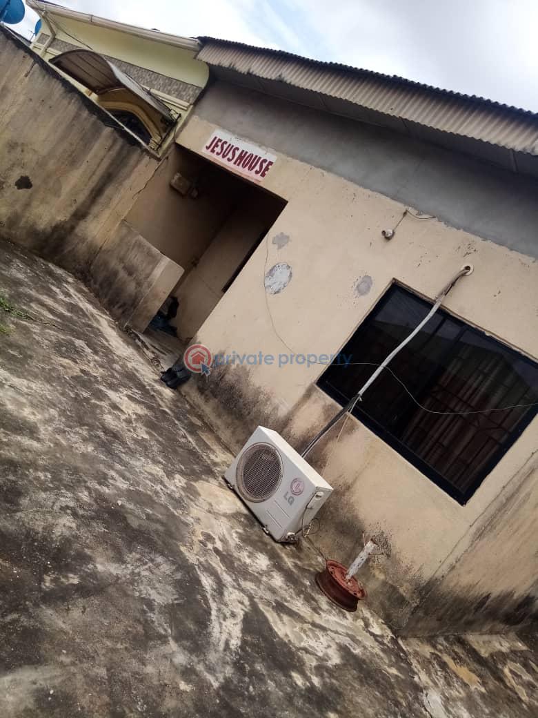 3 bedroom Bungalow For Sale Ikorodu Lagos - 2