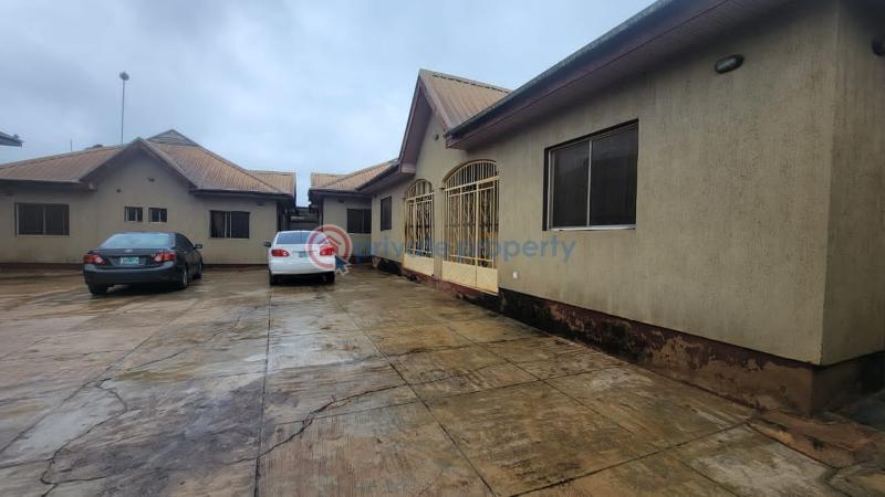 Detached bungalows - 0 Semi detached Bungalow For Sale New Garage Akala Road Apata Ibadan Oyo - 0