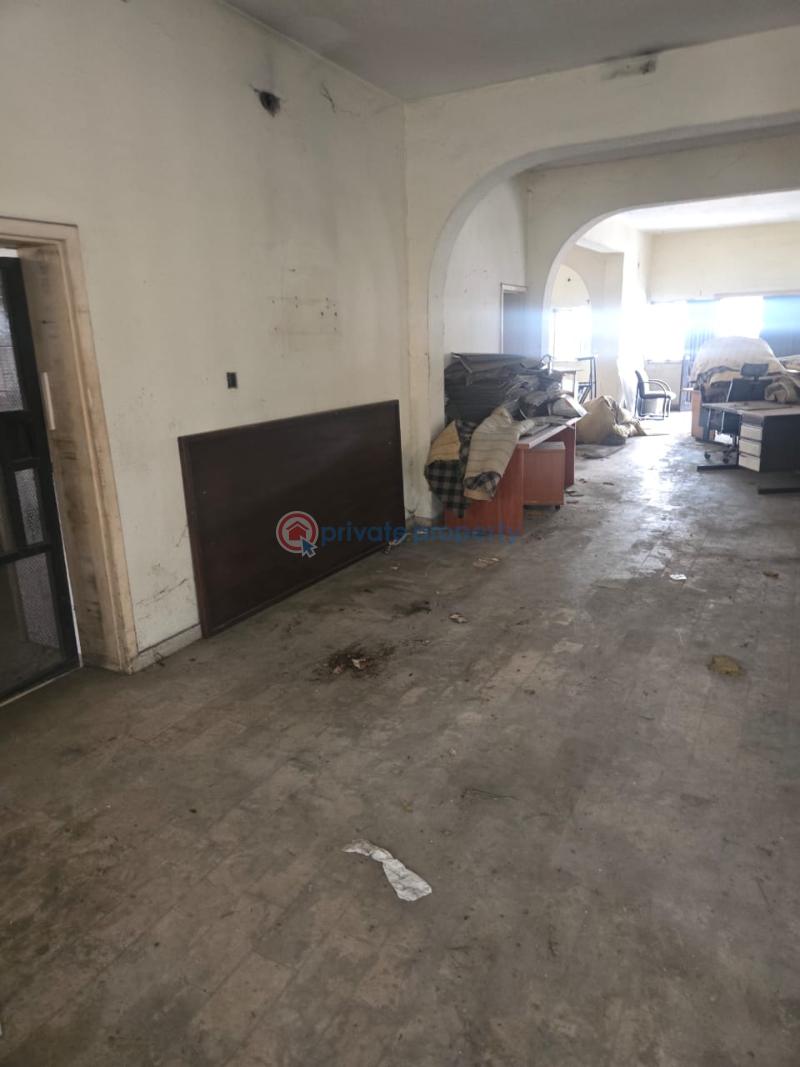 Commercial Property For Rent Victoria Island Lagos - 3