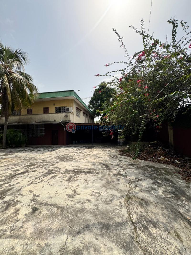 Commercial Property For Rent Victoria Island Lagos - 3