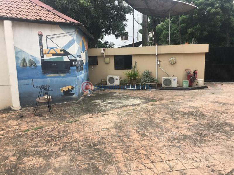 5 bedroom Maisonette For Sale Behind Zenith Bank Ajose Adeogun Street Victoria Island Lagos - 1