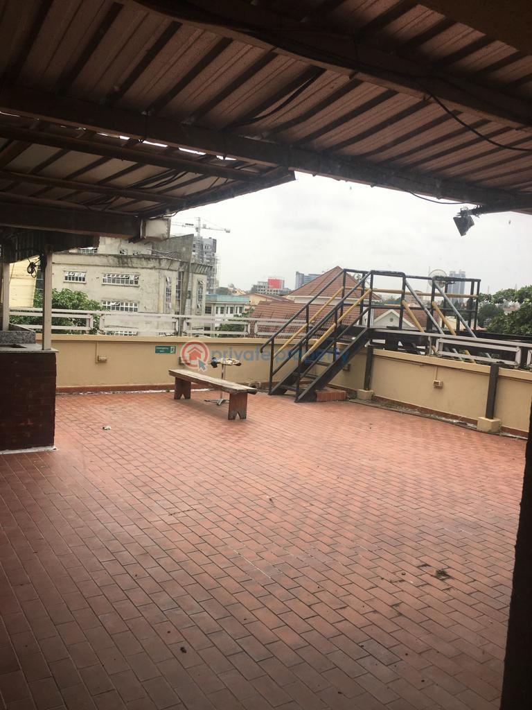 5 bedroom Maisonette For Sale Behind Zenith Bank Ajose Adeogun Street Victoria Island Lagos - 3