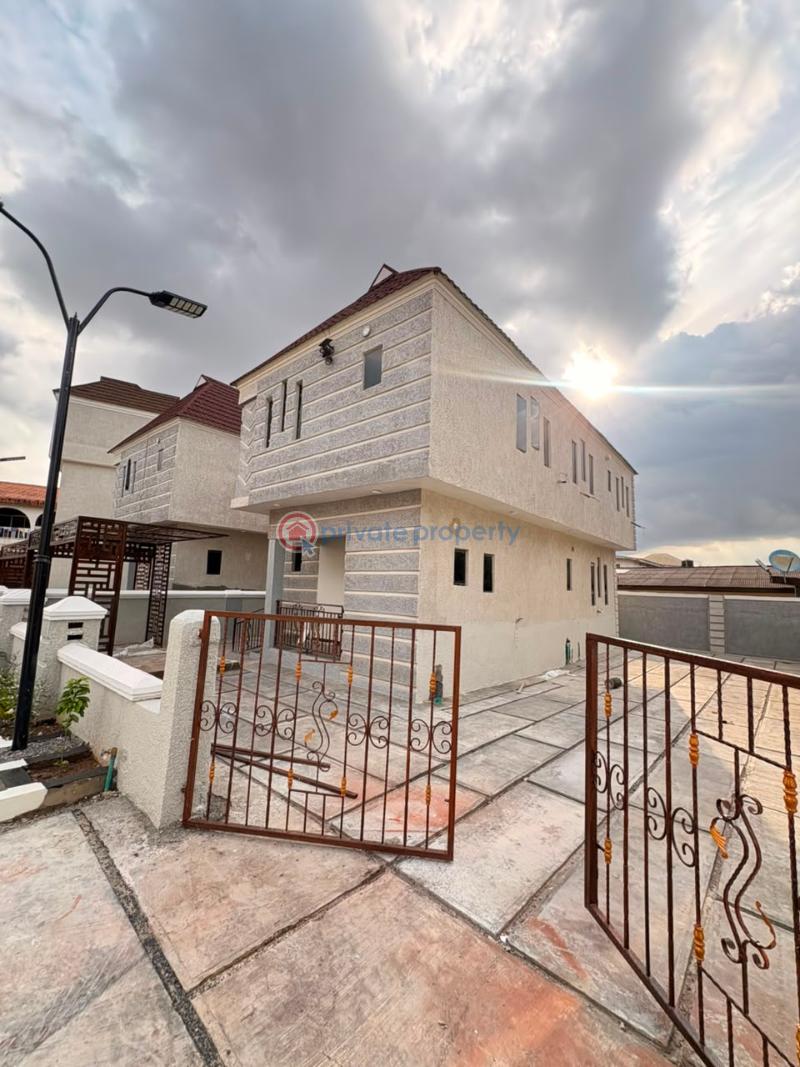House For Sale Ps Court, Adenuga, Old Bodija, Ibadan Ibadan Oyo - 4