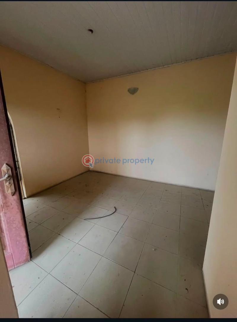 6 bedroom Detached Bungalow For Sale Bola Matanmi Street, Maroko Community Ilaje, By Emerald Housing Estate Ajah,lagos Ajah Lagos - 2
