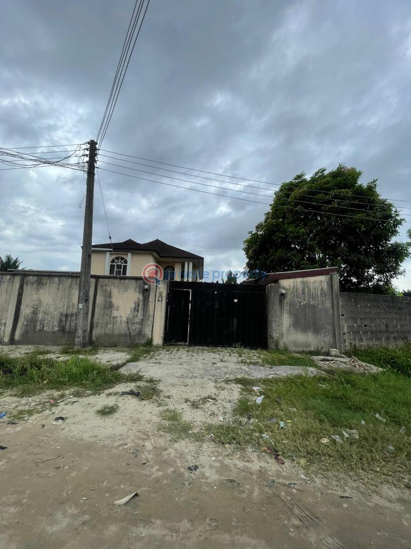 6 bedroom Detached Duplex For Sale Bola Matanmi Street, Maroko Community Ilaje, By Emerald Housing Estate Ajah,lagos Orile  Lagos - 4