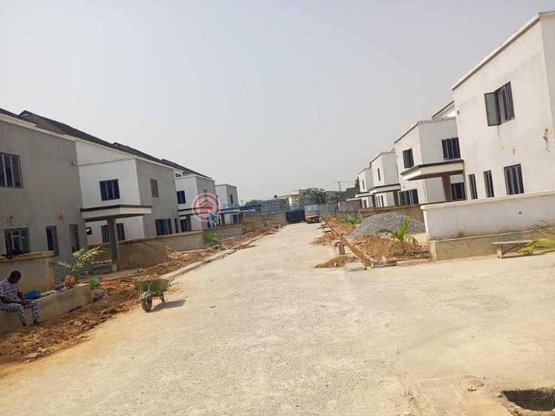 6 bedroom Block Of Flats For Sale Ikeja, Gra Ikeja GRA Lagos - 1