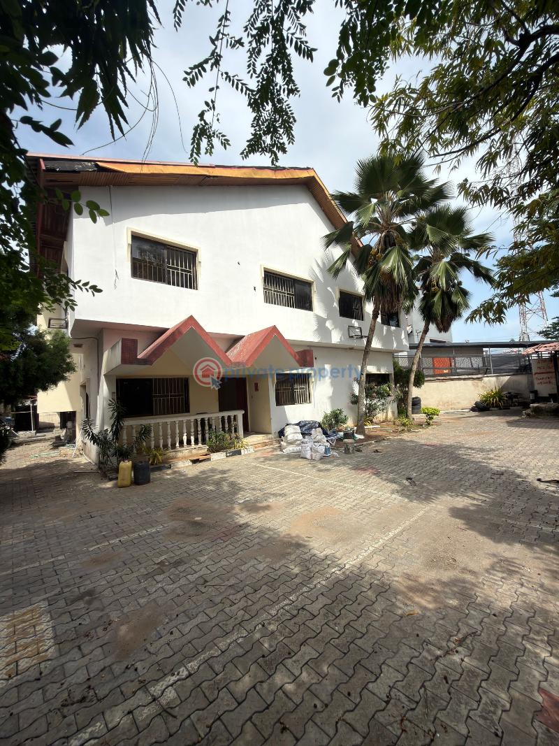 Commercial Property For Rent Victoria Island Lagos - 5