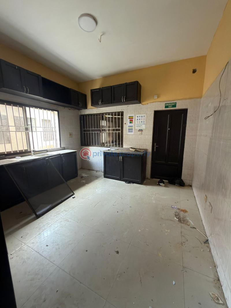 Commercial Property For Rent Victoria Island Lagos - 4