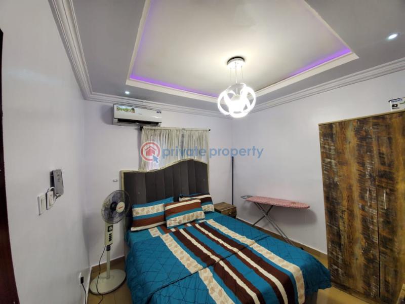 1 bedroom Self Contain Short let 1 Dapo Bode Thomas Street, Off Montgomery Road Sabo Yaba Lagos - 13