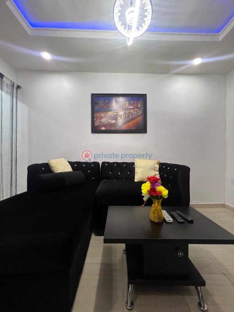 1 bedroom Self Contain Short let 48 Olatilewa Street Off Ogunlana Drive Surulere Lagos - 6