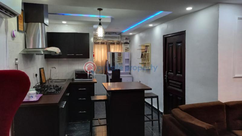 1 bedroom Self Contain Short let 119 Ogunlana Drive Surulere Lagos - 6