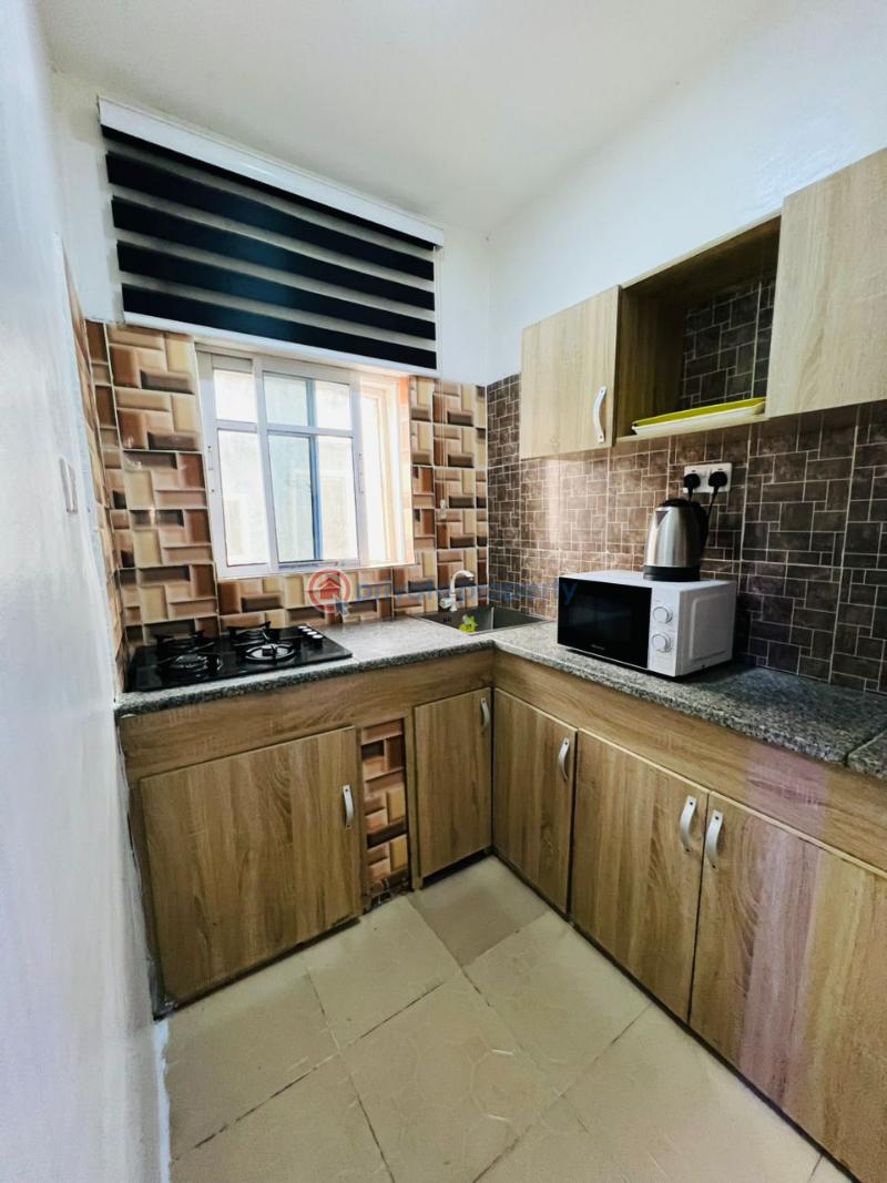 1 bedroom Mini Flat Short let 48 Olatilewa Street Off Ogunlana Drive Ogunlana Surulere Lagos - 10