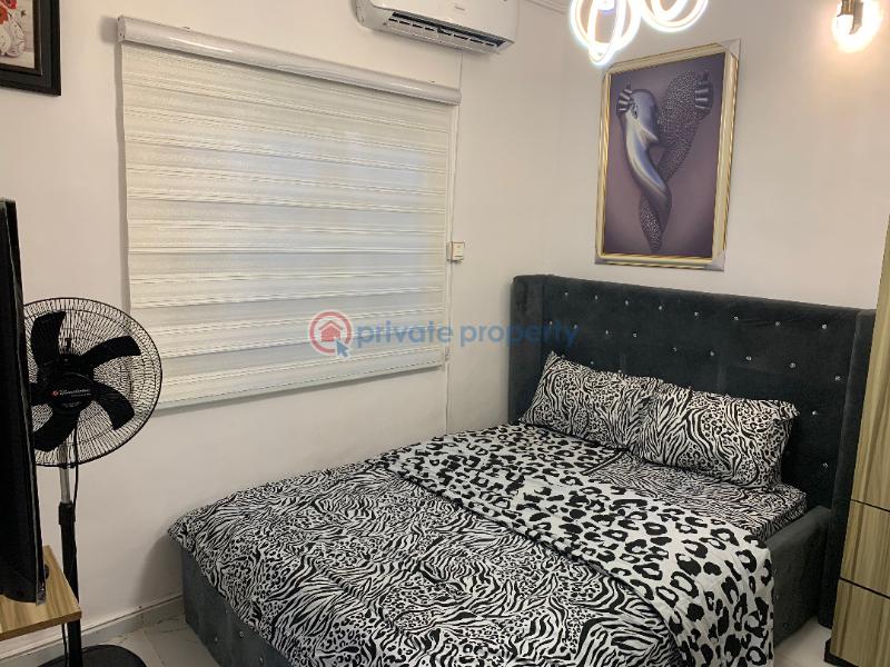 1 bedroom Self Contain Short let 1 Dapo Bode Thomas Sabo Yaba Lagos - 4