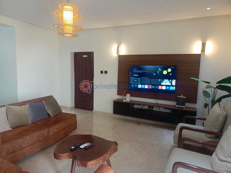 3 bedroom Block Of Flats For Rent Zone 6 Wuse Abuja Phase 1  - 0