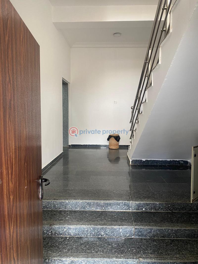 2 bedroom Block Of Flats For Rent Diplomatic Zone Asokoro Abuja Phase 1  - 4