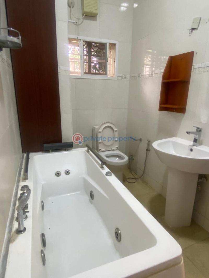 2 bedroom Block Of Flats For Rent Diplomatic Zone Asokoro Abuja Phase 1  - 0