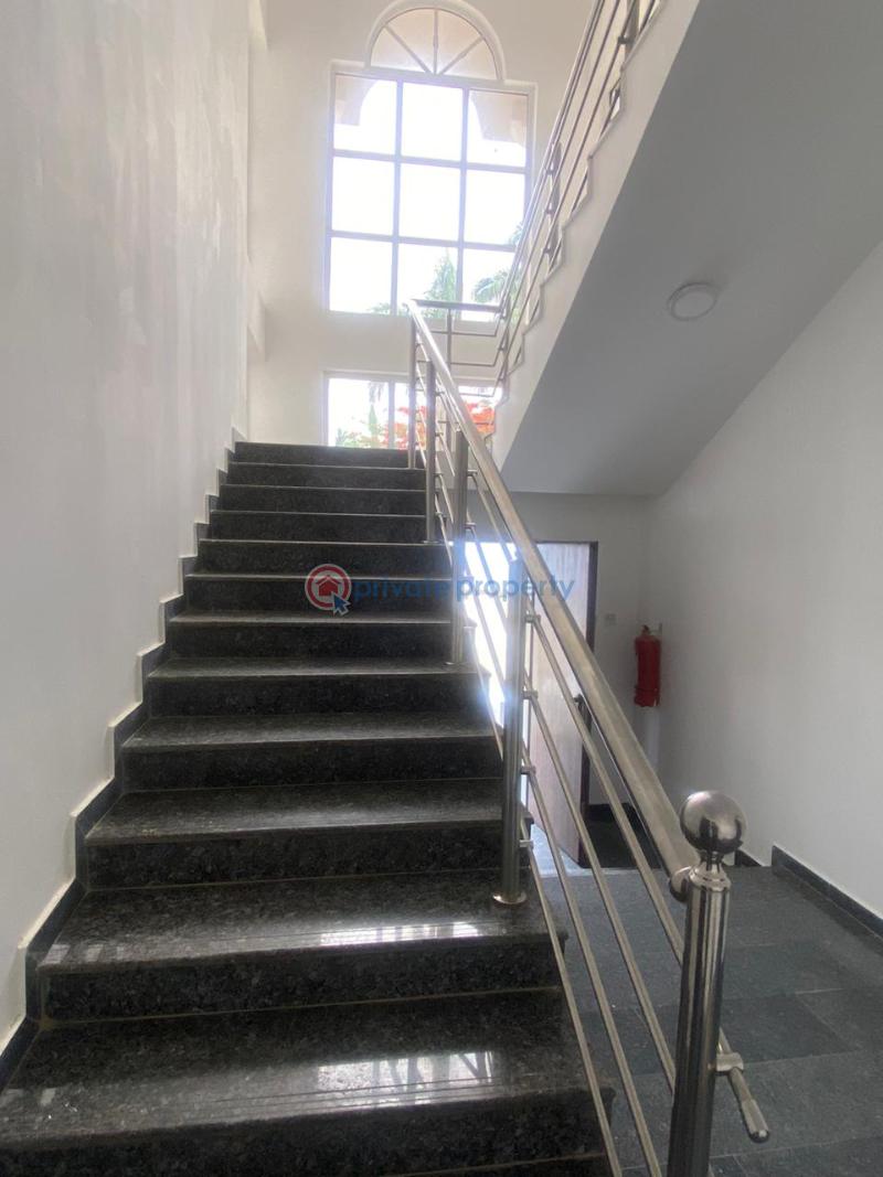 2 bedroom Block Of Flats For Rent Diplomatic Zone Asokoro Abuja Phase 1  - 11