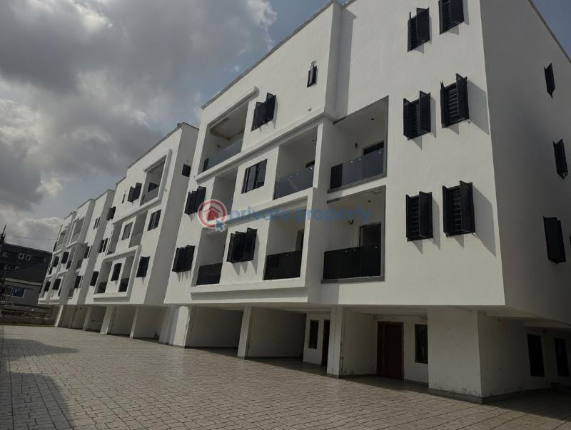 4 bedroom Maisonette For Sale Aurora Ikeja GRA Lagos - 3