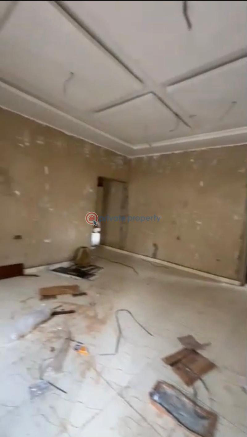 3 bedroom Block Of Flats For Rent Shomolu Lagos - 2