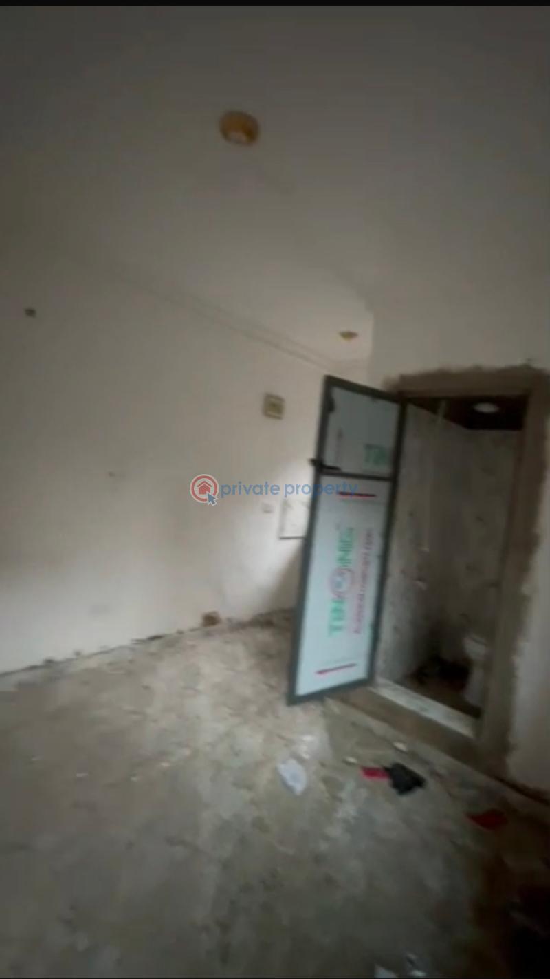*☑️☑️direct brief.* a newly built and standard, roomself con, groundfloor with pop, open kitchen, screeded walls, carpark, - 1 1 bedroom Self Contain For Rent Shomolu Lagos - 1