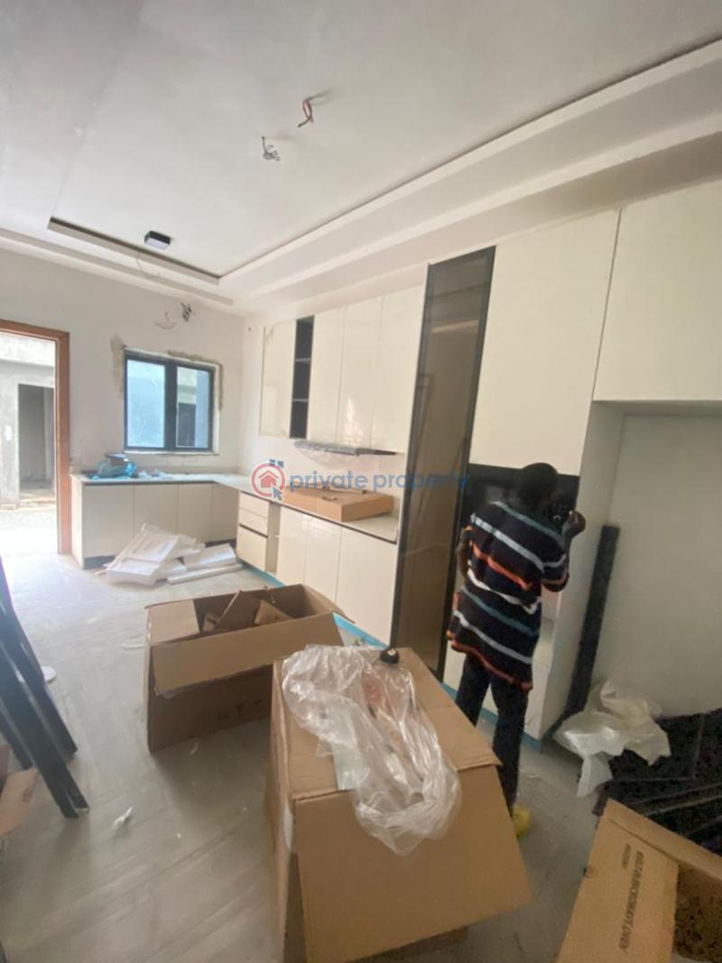 4 bedroom Terrace For Sale Lekki Phase 1 Lagos - 5