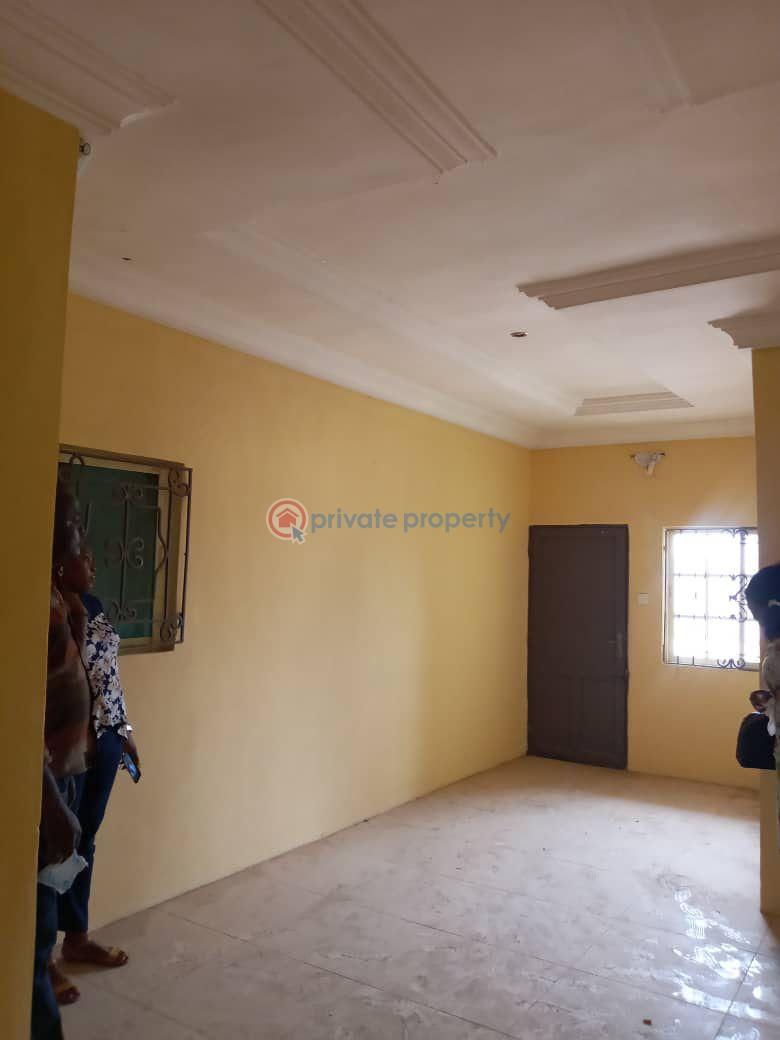 House For Sale Location: Fela Steve Avenue, Oke Badan, Akobo, Ibadan Ibadan Oyo - 2