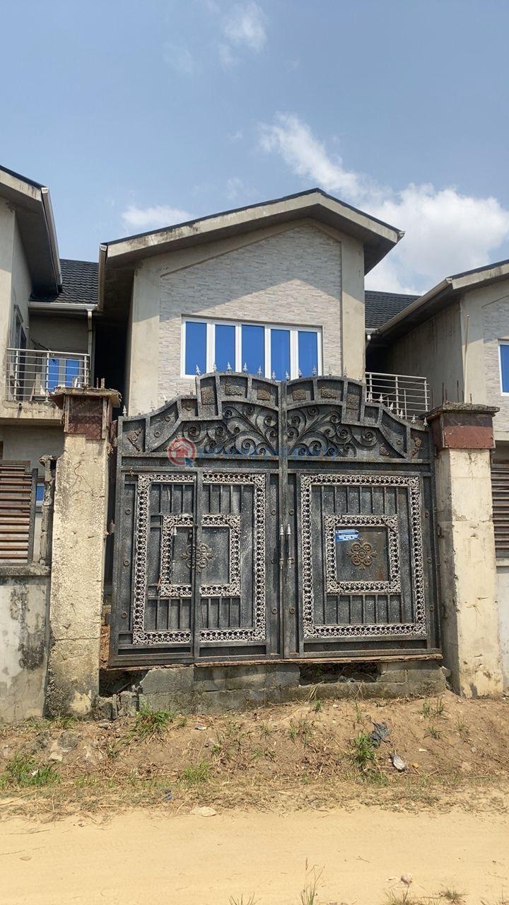 4 bedroom Block Of Flats For Sale Valley View Estate Ebute Ikorodu Lagos - 2