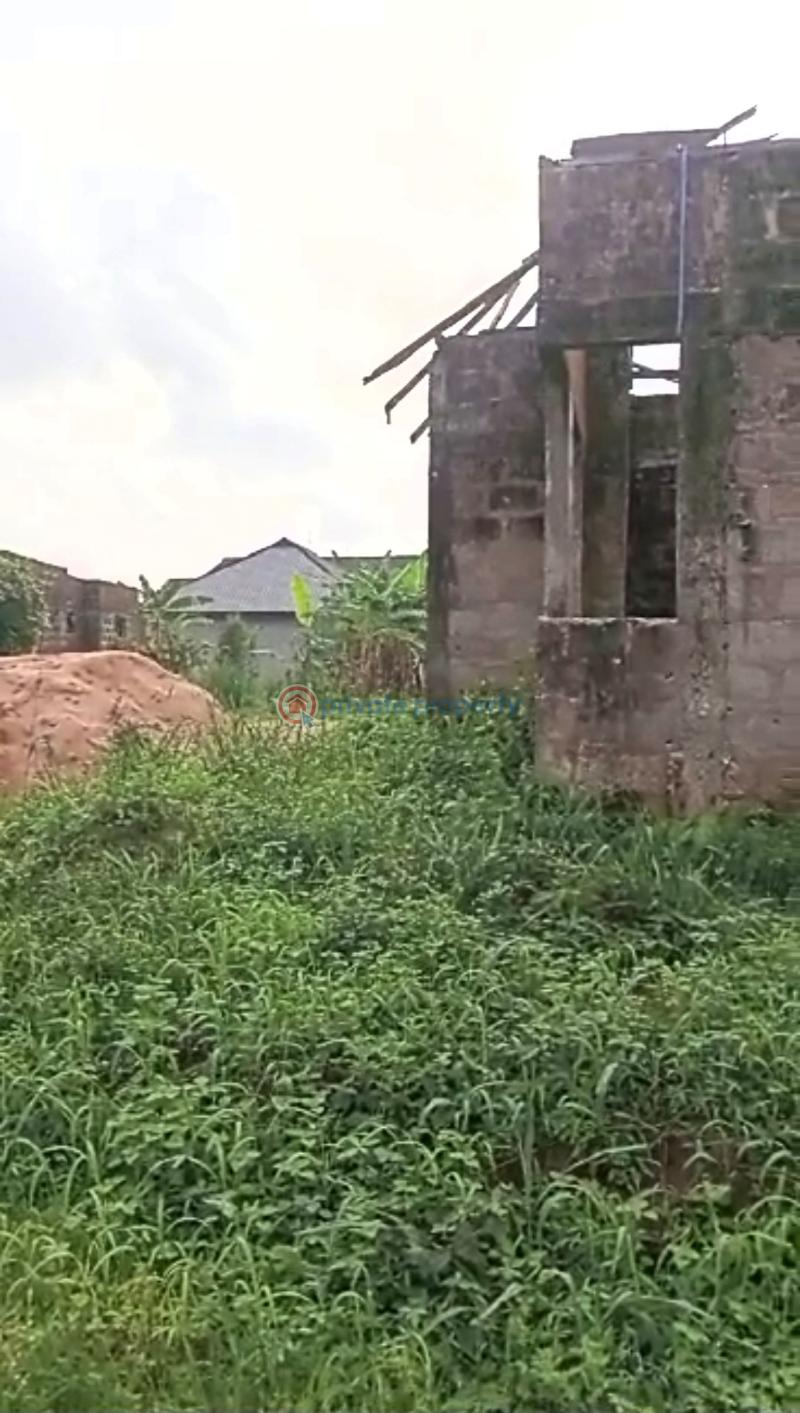 Bungalow For Sale Ogheghe Community After Sapele Rd Bypass,back Of Divine School Benin Edo - 4