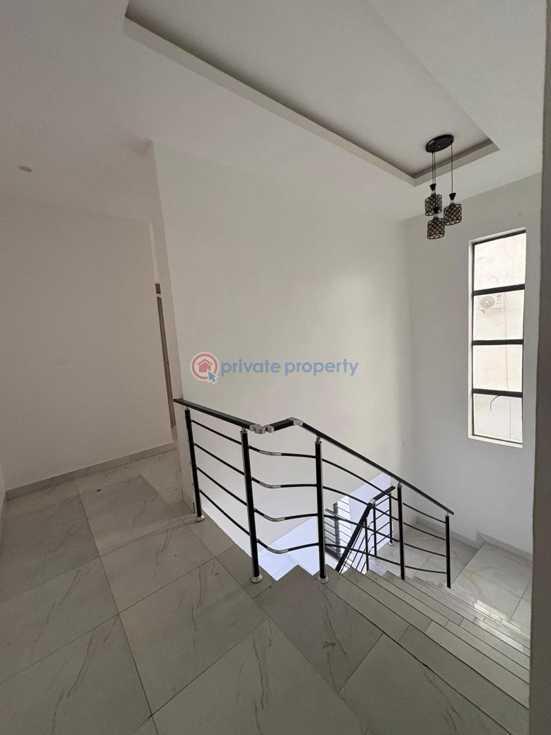 4 bedroom Semi detached Duplex For Sale Emperor Home’s Estate Chevron Drive Lekki Lagos - 4