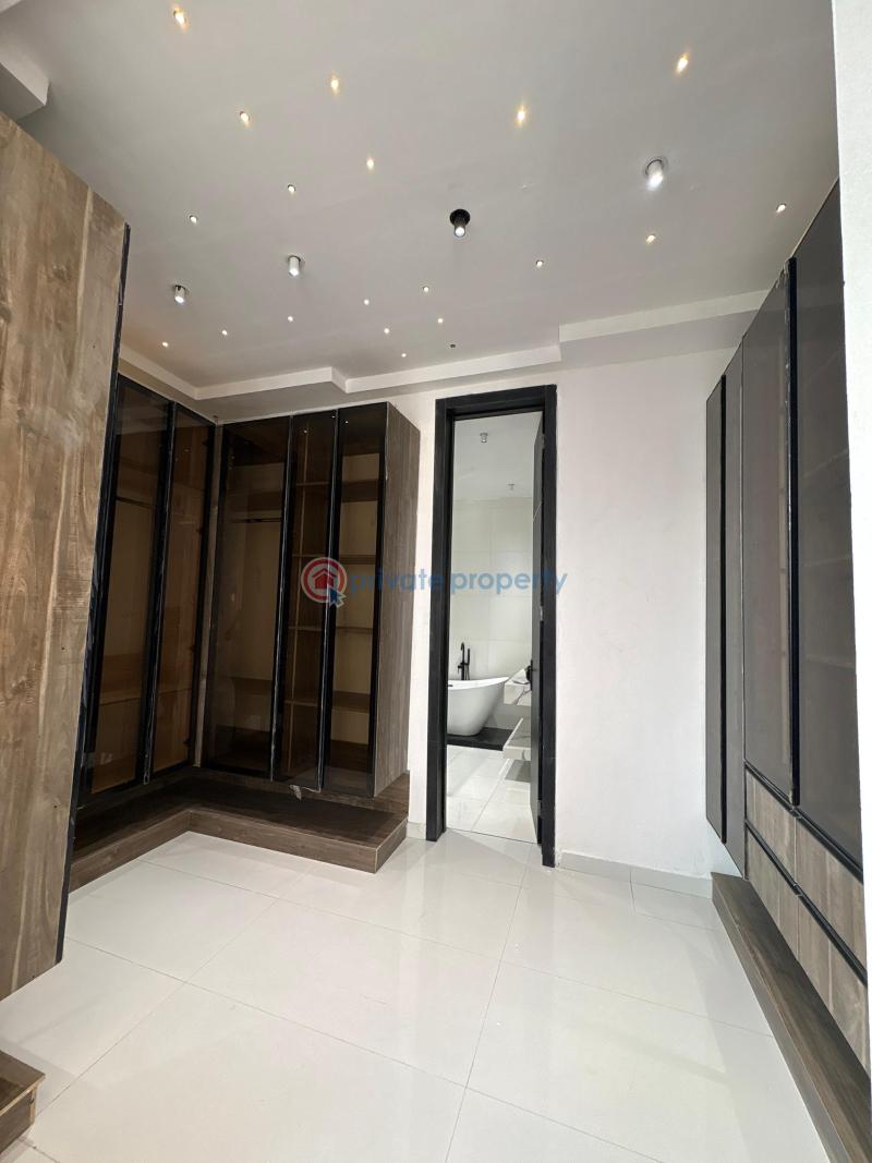 5 bedroom Detached Duplex For Sale Orchid Road Lekki Lagos Lekki Expressway Lagos - 10