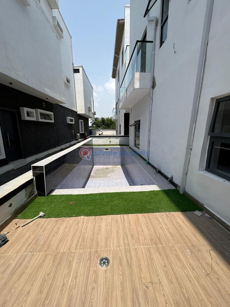 5 bedroom Detached Duplex For Sale Orchid Road Lekki Lagos Along Lekki Expressway Lagos - 8