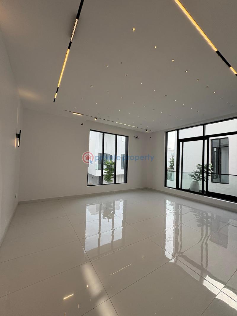 5 bedroom Detached Duplex For Sale Orchid Road Lekki Lagos Lekki Expressway Lagos - 8