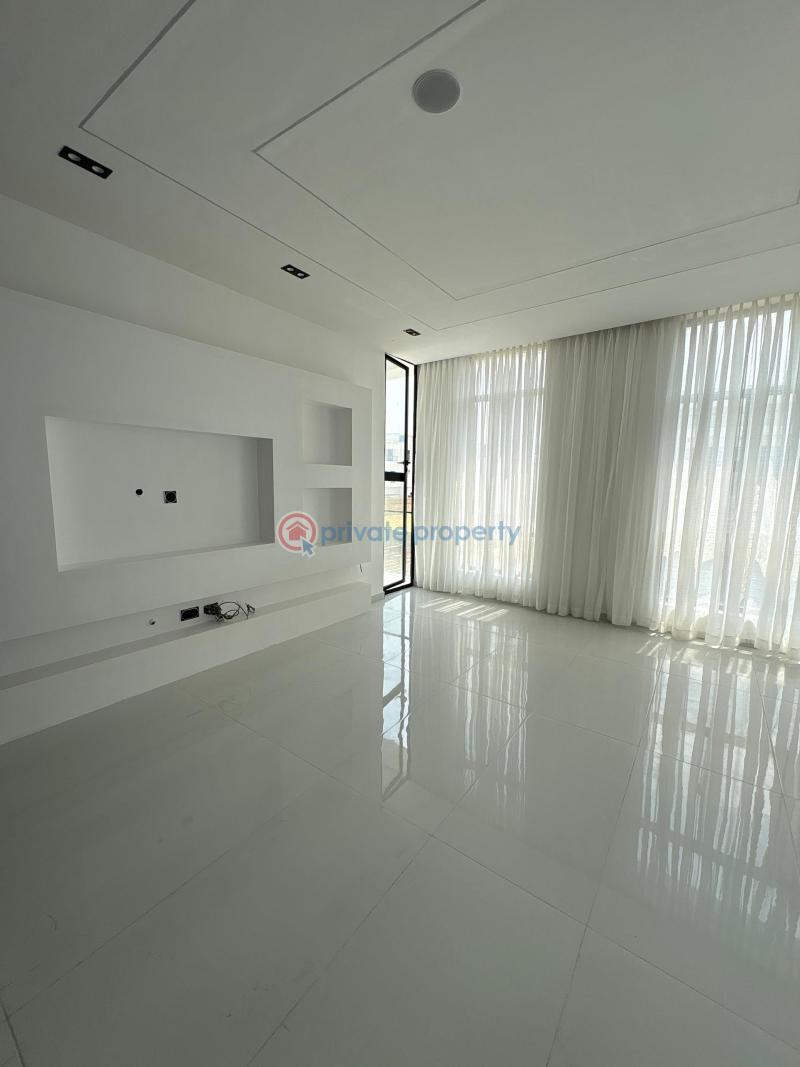 5 bedroom Detached Duplex For Sale Chevron Drive Lekki Lagos - 1